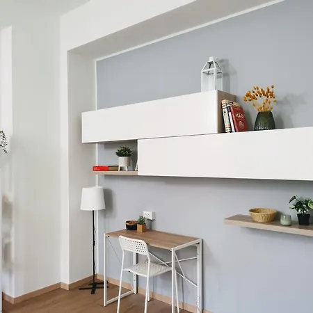 Casamilano 50 Meters From The Metro شقة *
